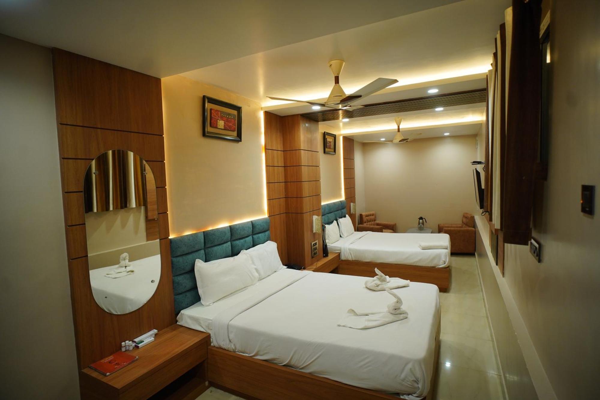 Hotel New Grand دوغار المظهر الخارجي الصورة