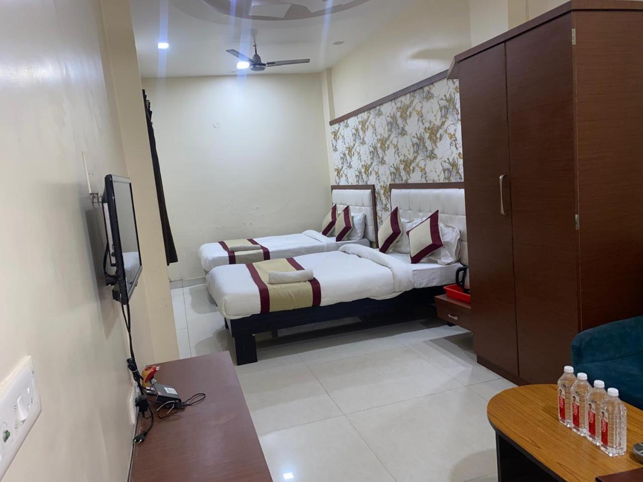 Hotel New Grand دوغار المظهر الخارجي الصورة
