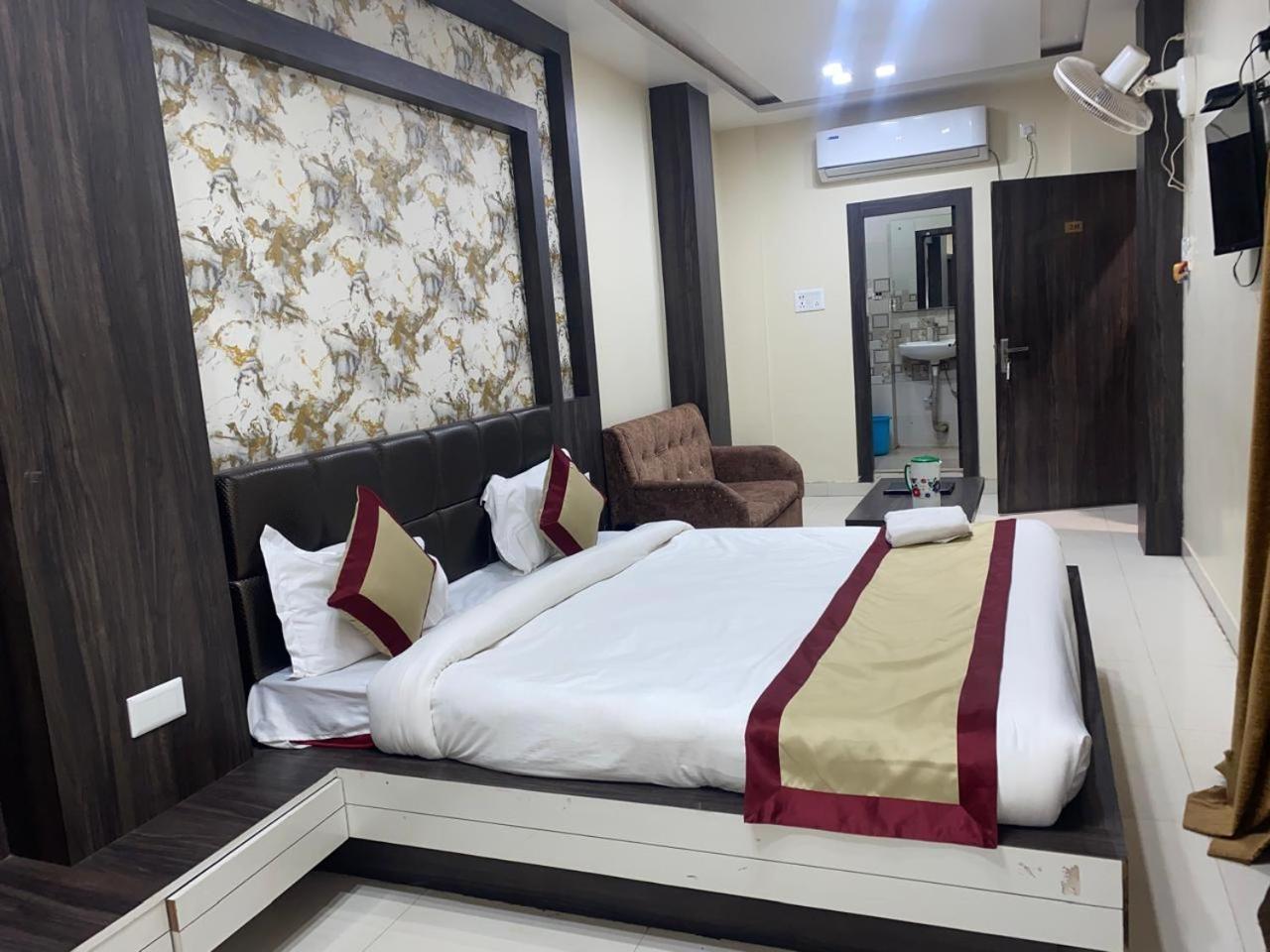 Hotel New Grand دوغار المظهر الخارجي الصورة