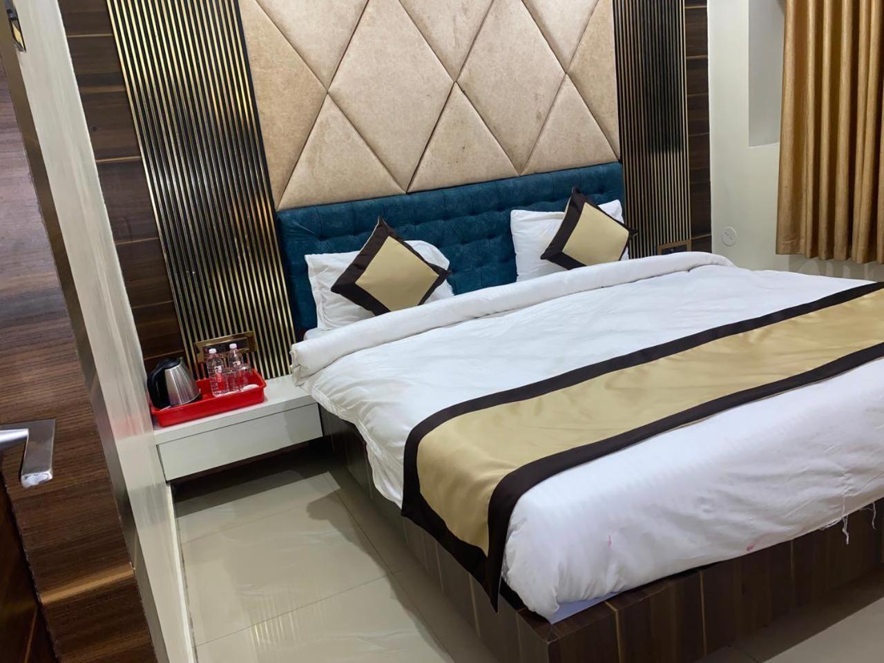 Hotel New Grand دوغار المظهر الخارجي الصورة